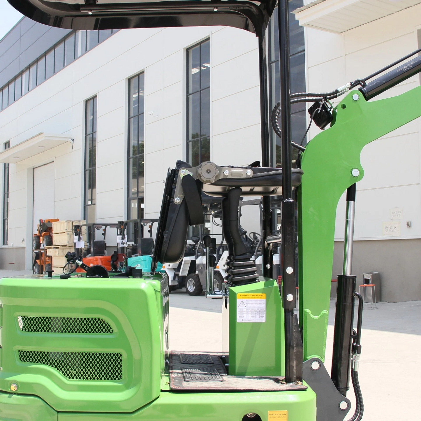 2000lbs Mini Excavator,B&S Engine,US Stock